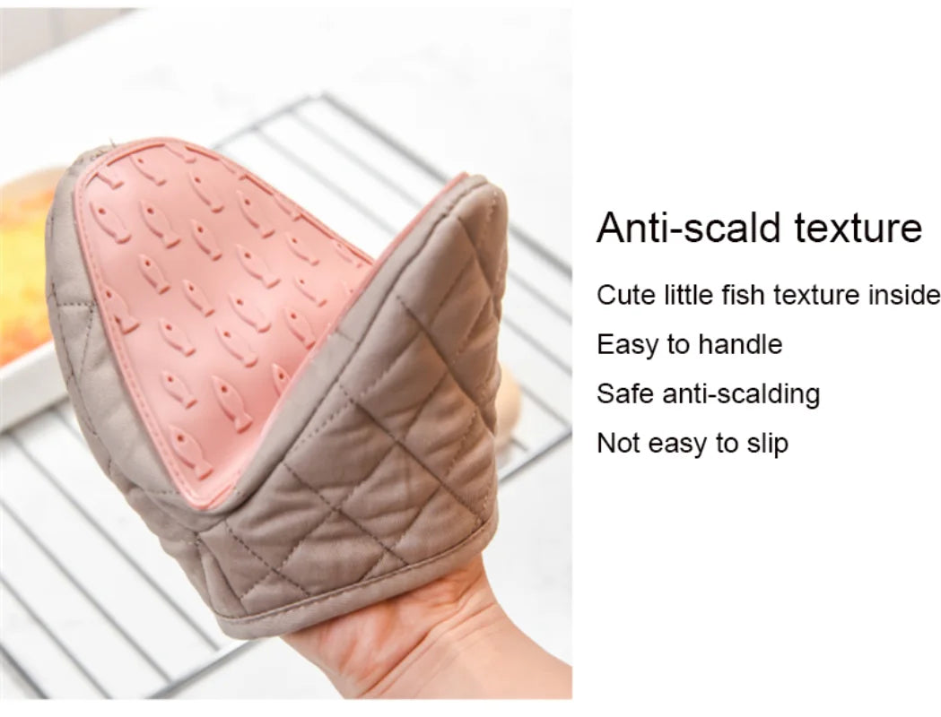 Fish-Shaped Silicone Oven Gloves – Anti-Scald Kitchen Gloves for Trays, Dishes & Multi-Purpose Use