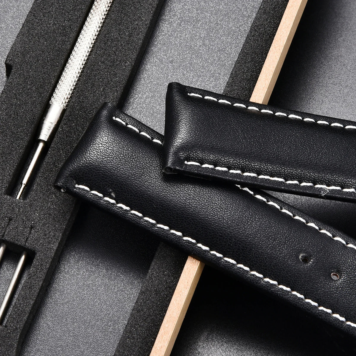 Genuine Leather Watch Strap - 18mm, 20mm, 22mm & 24mm Replacement Band with Butterfly Buckle for Men and Women