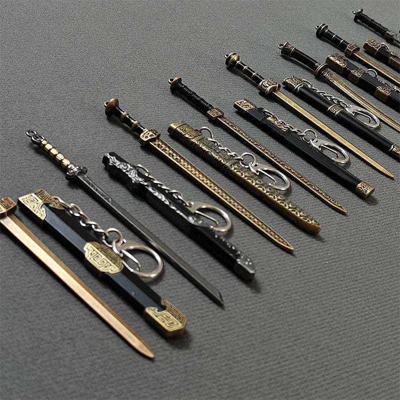Mini Sword Pendant Keychain – Creative Weapon Toy Key Ring for Backpack & Gifts