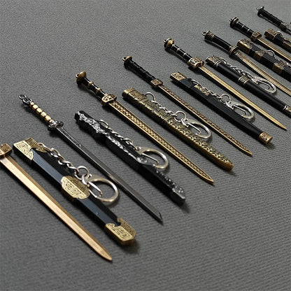 Mini Sword Pendant Keychain – Creative Weapon Toy Key Ring for Backpack & Gifts