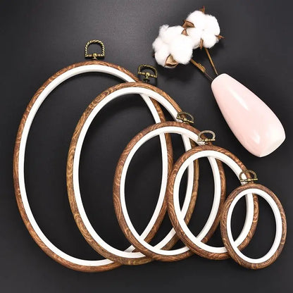 Embroidery Hoop Set - Round Wooden & Plastic Frames for DIY Cross Stitch & Needle Crafts - Sewing Tool