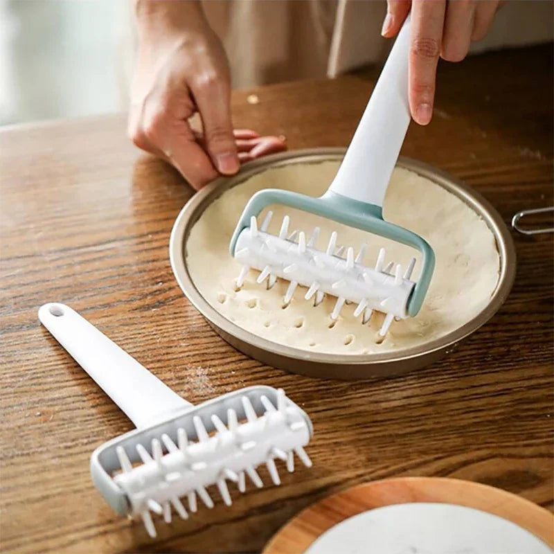 Multi-Functional Pizza Dough Needle Puncher – Bread Dough Docking & Aeration Baking Tool for Home Kitchen Use
