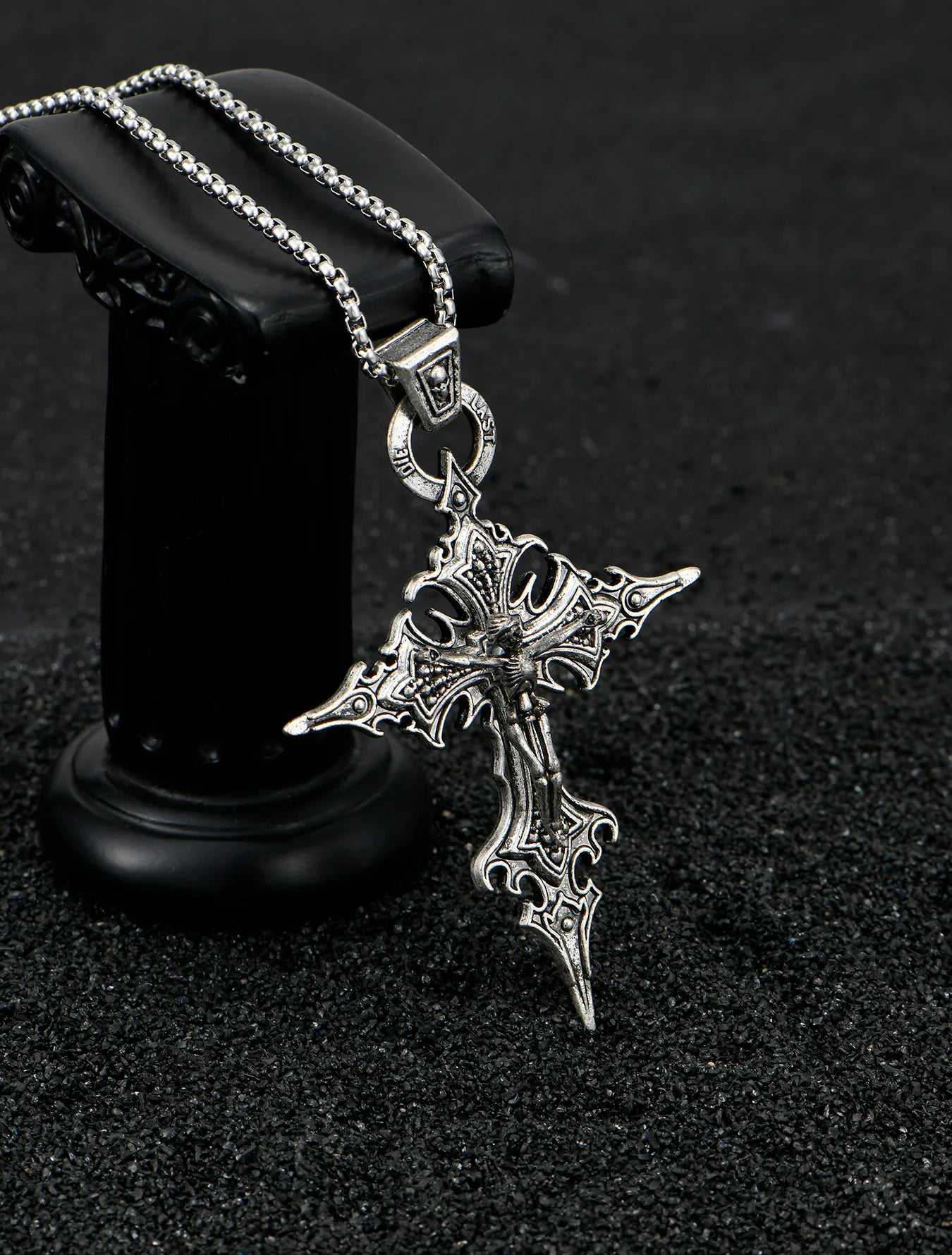 Vintage Gothic Skull Jesus Cross Necklace - Catholic Punk Religious Amulet Pendant for Men