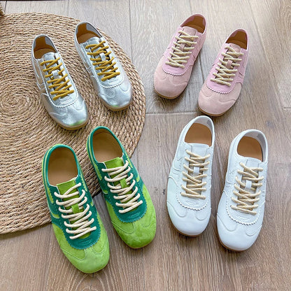 German 2025 Women’s Leather Sneakers — Retro Lace-Up Flat Training Shoes, Large Size Forrest Gump Style