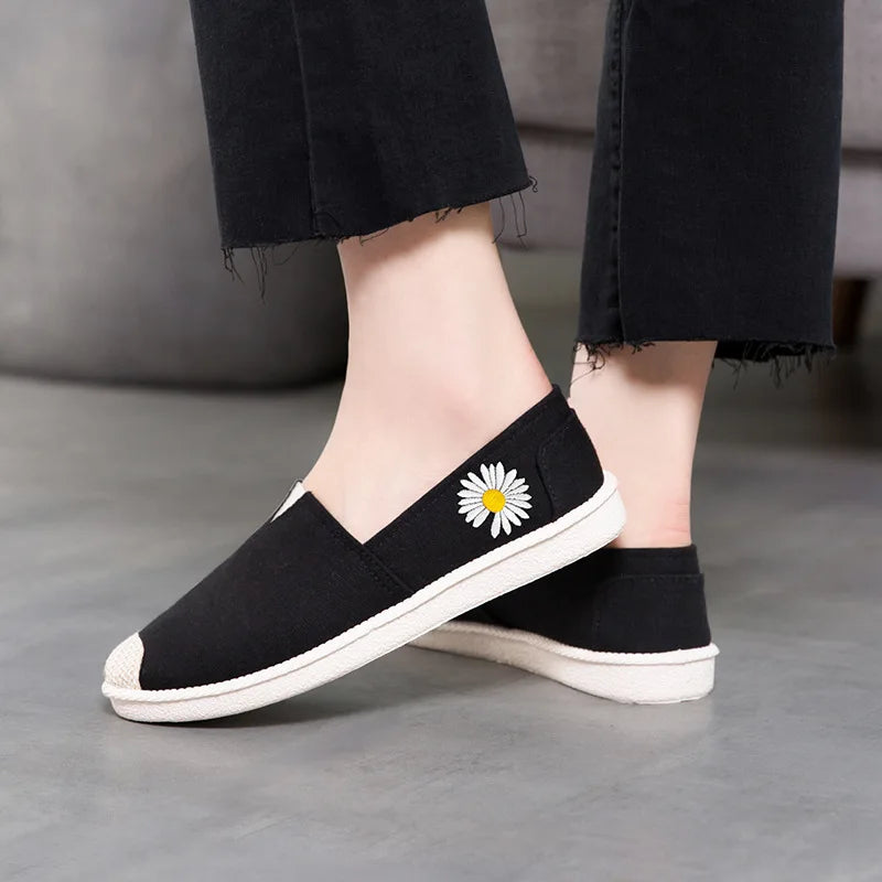Women’s Summer Mesh Flat Shoes - Breathable Lightweight Slip-On Loafers & Casual Comfort Sneakers