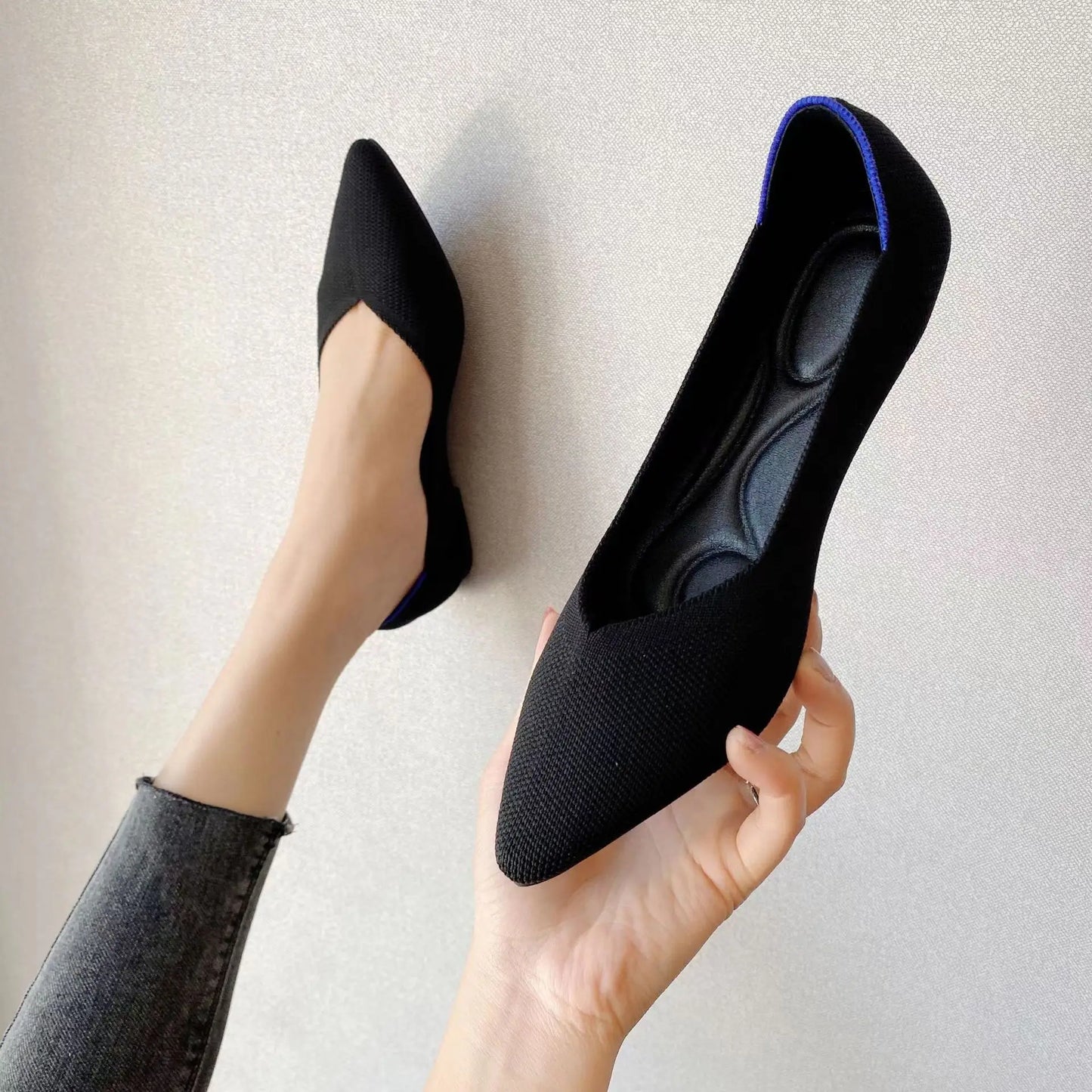 Women’s Pointed Flat Shoes - Comfortable Knitted Elastic Casual Fashion Shoes for Spring & Autumn Wear