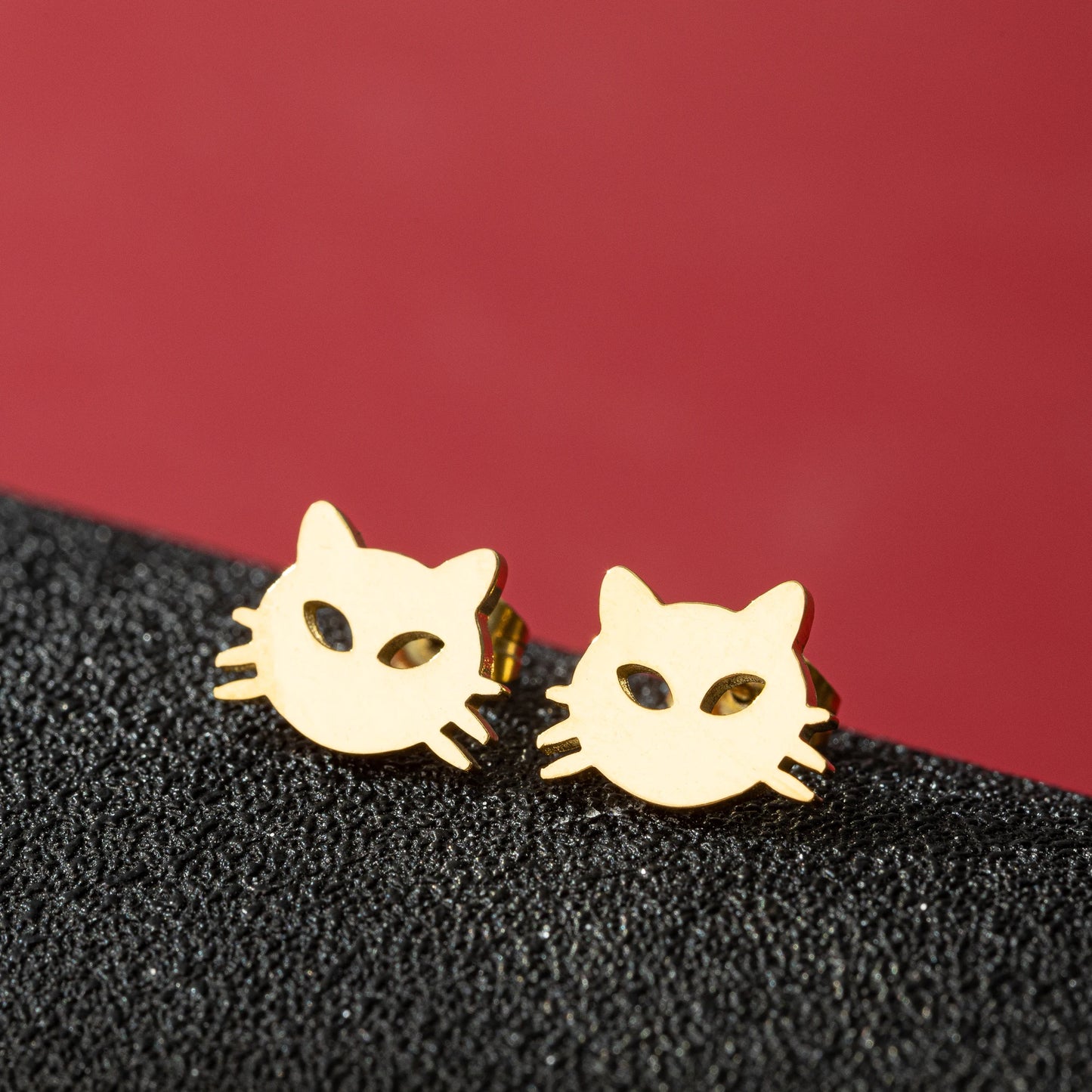 Jisensp Cartoon Cat Earrings — Cute Stainless Steel Kitten Studs for Women & Girls, Funny Animal Jewelry