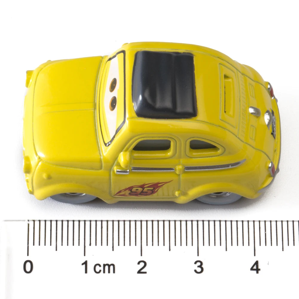 Disney Pixar Cars 3 Lightning McQueen & Mater Diecast Cars 1:55 Scale Alloy Model Toy Set – Collectible Kids Gift Vehicles
