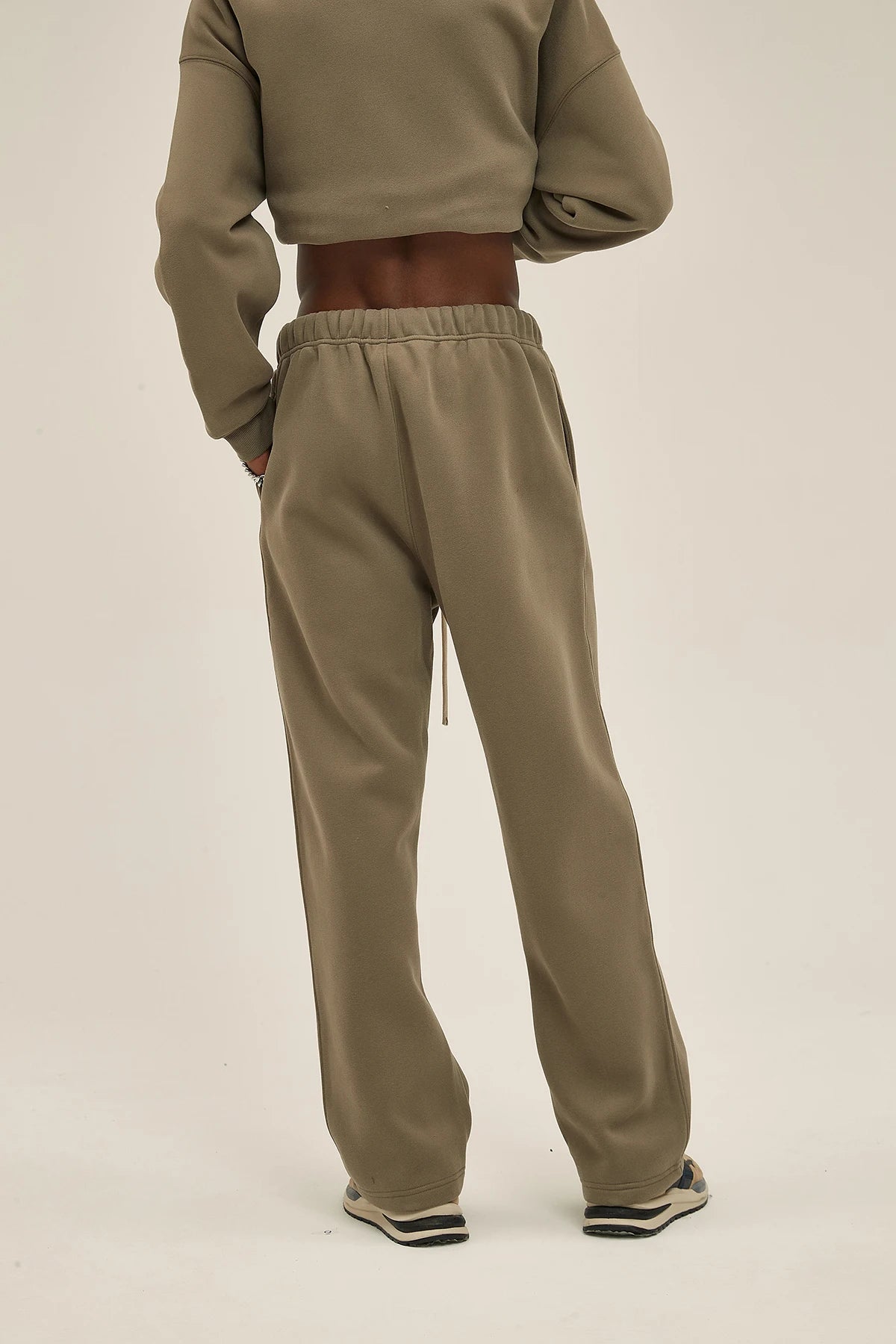 Straight-Lined Solid Color Cashmere Sweatpants – Soft Cozy Lounge Pants