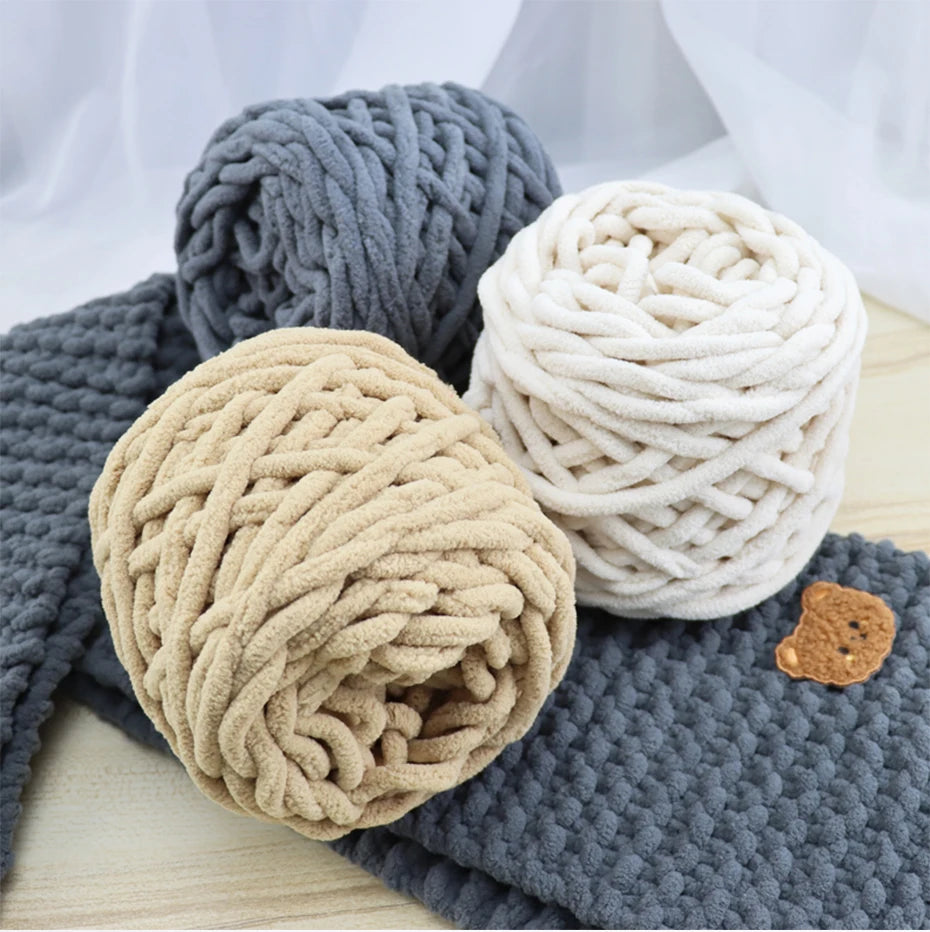 QJH Chunky Blanket Yarn – Luxury Thick Polyester Jumbo Knitting & Crochet Yarn for Blankets & Pillows, 100g Ball