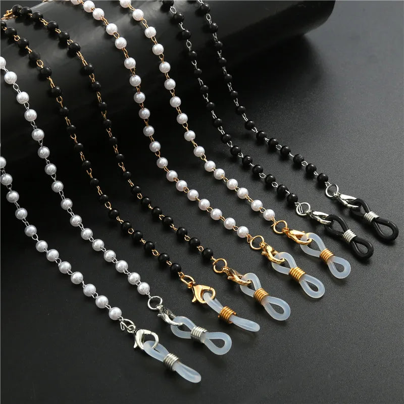 Pearl Beaded Eyeglasses Chain for Women – Trendy Sunglasses Holder Necklace, Mask Lanyard & Fashion Accessory Gift