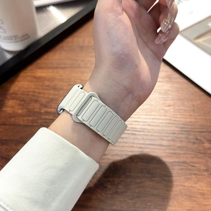 Magnetic Silicone Watch Band - Replacement Wristband for Xiaomi Mi Band 9 Pro & Redmi Watch 4/5