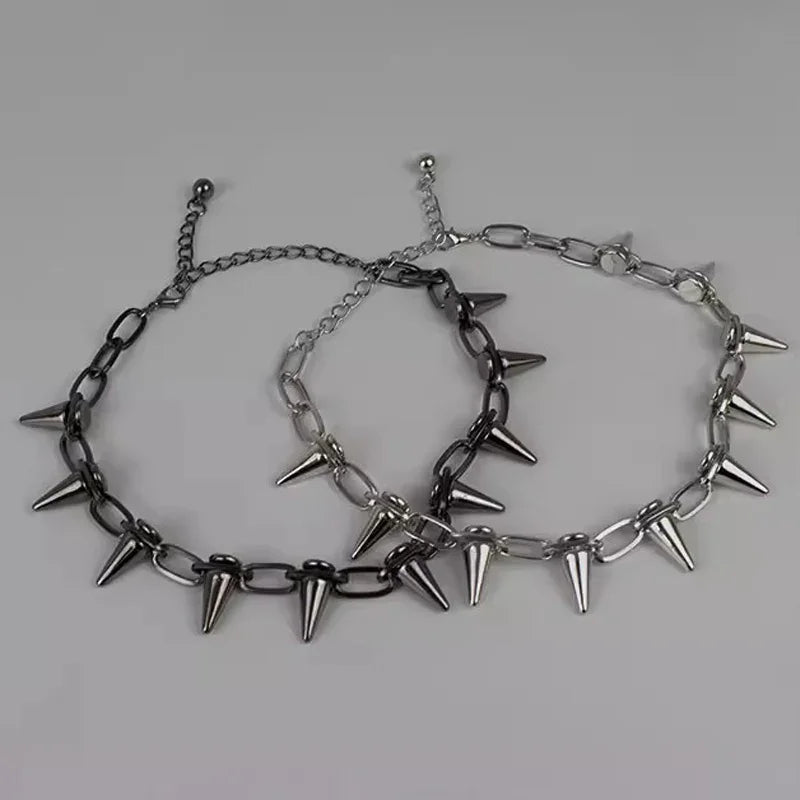 Fashion Punk Spike Choker Necklace – Goth Rivet Metal Chain Collar for Unisex Rock & Nightclub Jewelry
