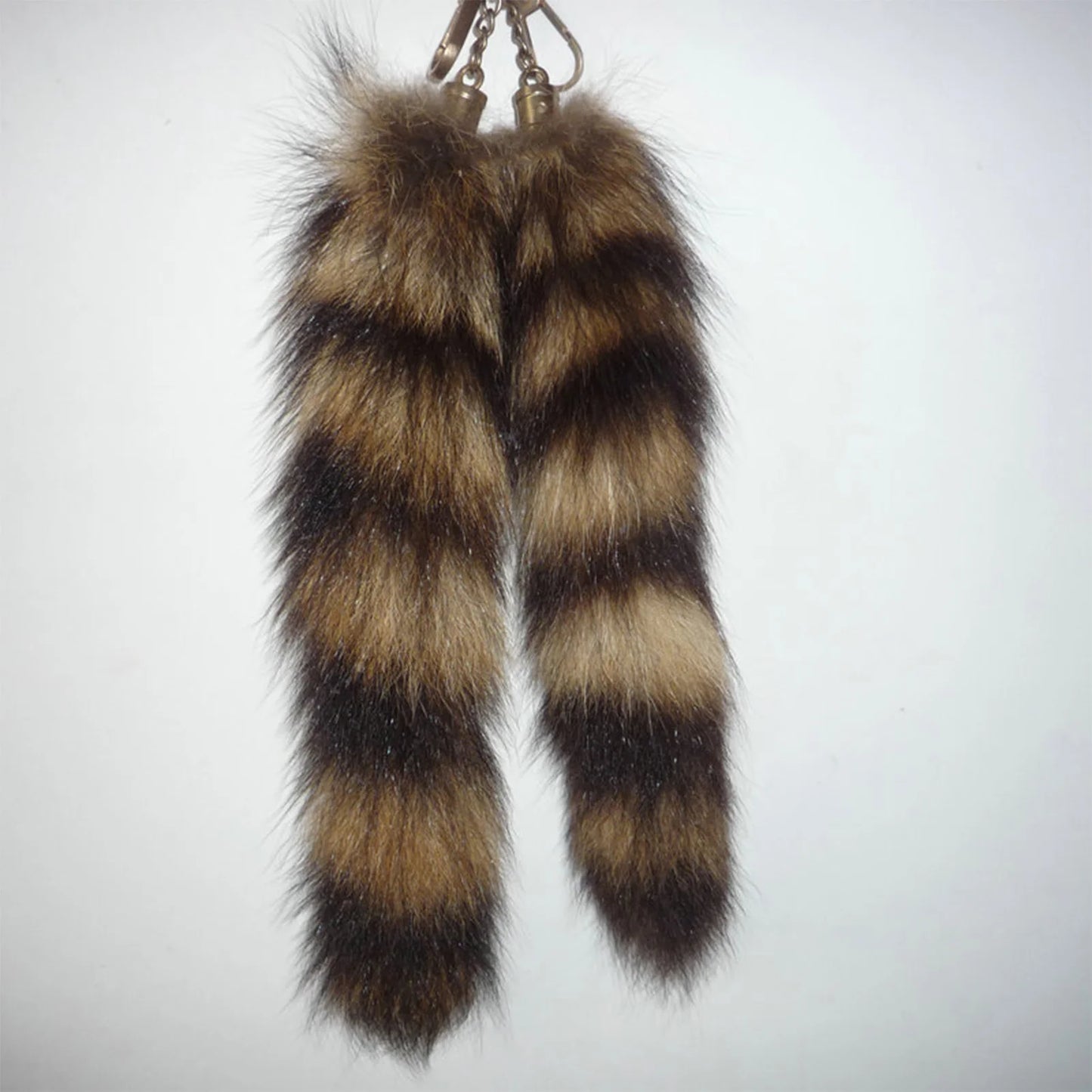 Plush Fur Tail Keychain - Soft Fluffy Faux Fur Bag Charm Pendant for Girls & Children 28cm