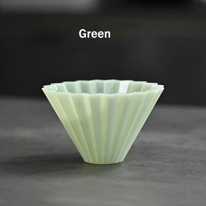 Handmade V-Shaped Resin Coffee Dripper Filter Cup, Origami Pour Over Brewer for 1–2 People Home Use Anti-Fall Coffee Brewing Tool