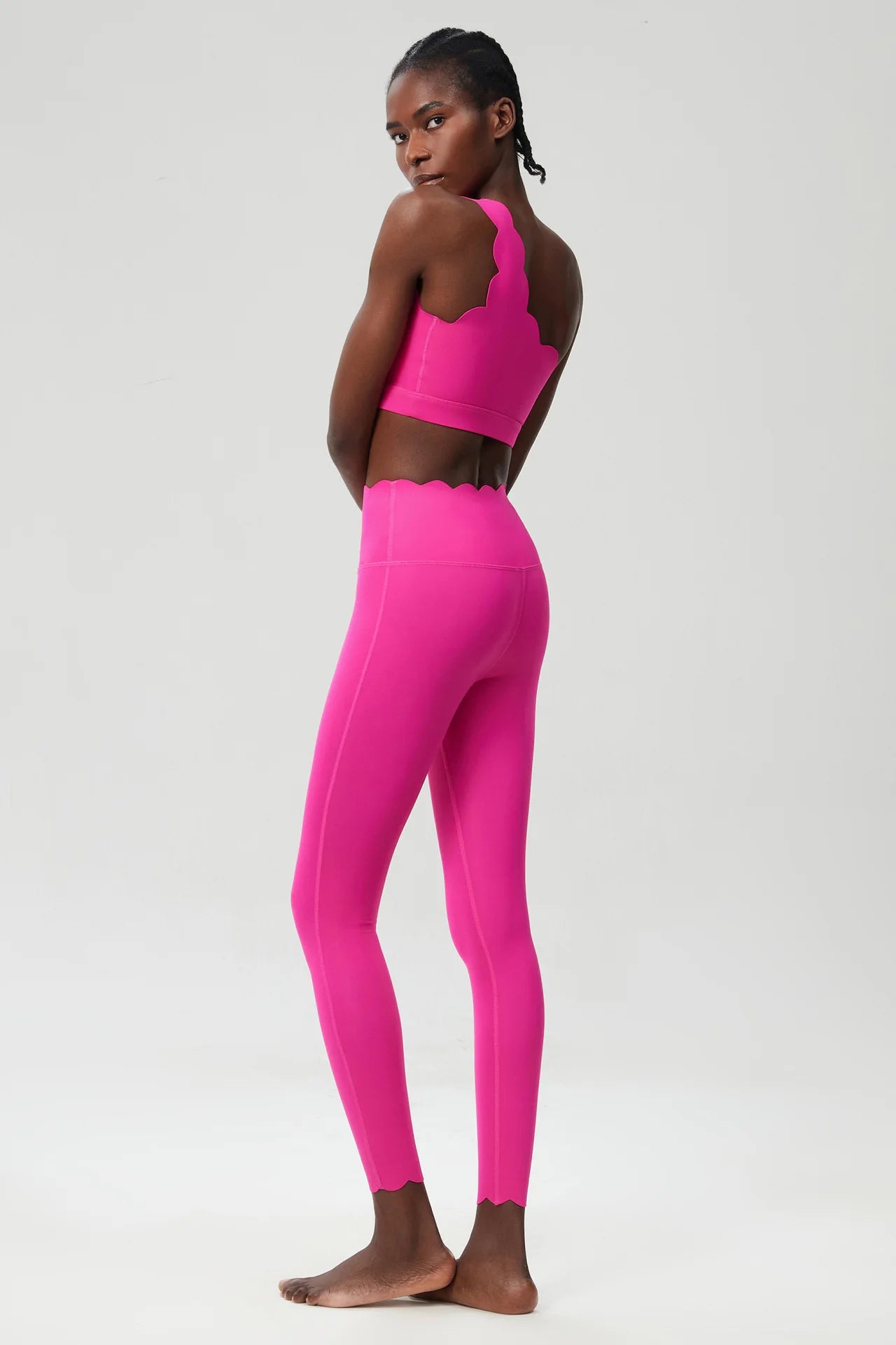 2PCS Women’s Seamless Yoga & Fitness Set – Sports Bra with Leggings & Gym Shorts Workout Outfit