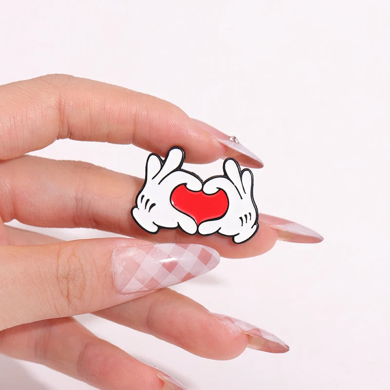 Love You Hand Gesture Enamel Pin – Cartoon Metal Brooch for Backpacks, Lapels & Gifts