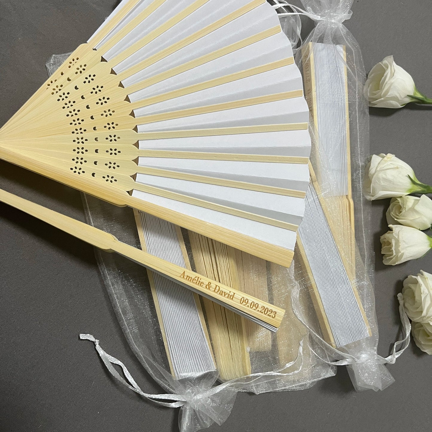 20/50/80 Personalized Engraved White Folding Paper Fans - Elegant Wedding Party Fan with Gift Bag & Organza