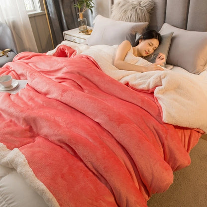 Wool Throw Blanket – Double-Sided Warm Winter Bedspread for Queen Beds & Camping