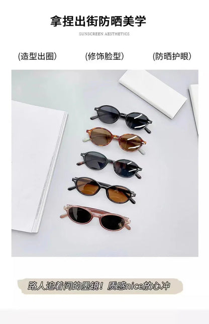 Retro Oval Rivet Sunglasses for Women & Men – UV400 Vintage Fashion Eyewear
