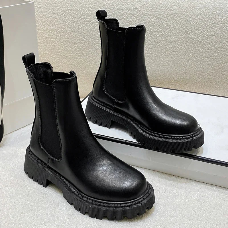 2024 Chelsea Boots – New Thick-Soled Women's Short Boots, Fashionable Autumn & Winter Shoes
