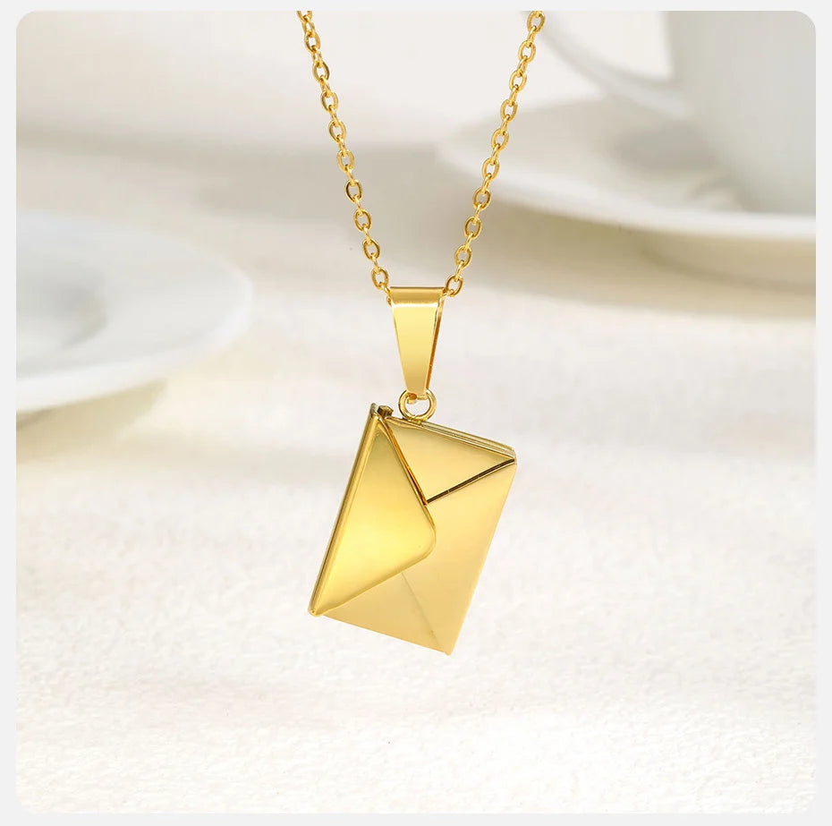 Vnox Custom Envelope Photo Necklace – Stainless Steel Personalized Pendant for Women & Girls