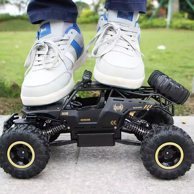 1:12/16 RC Off-Road Truck – 4WD Remote Control Car with Metal Shell & LED Lights for Kids