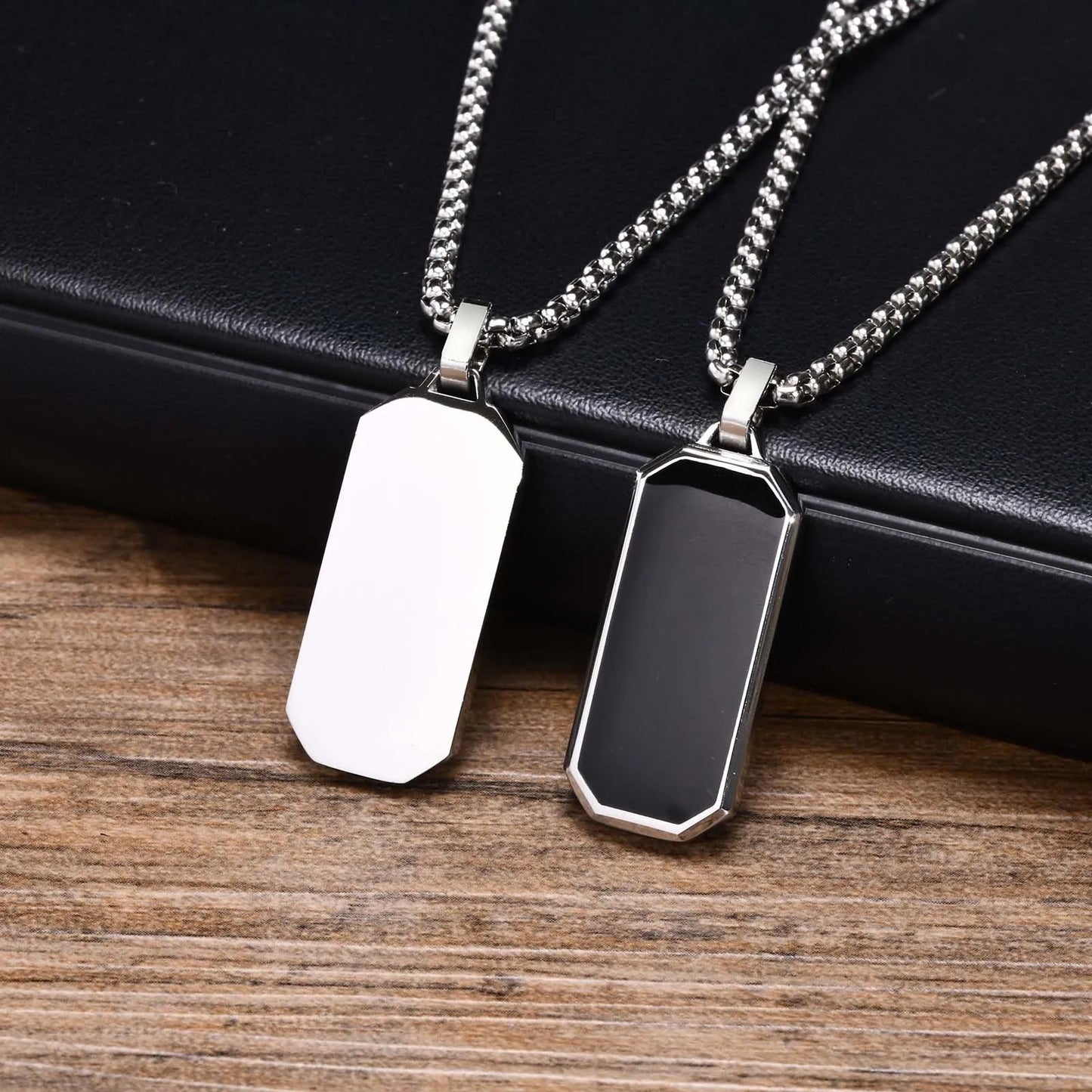 Casual Black Enamel Necklace for Men, Waterproof Stainless Steel Square Pendant, Simple Fashion Collar Jewelry Gift