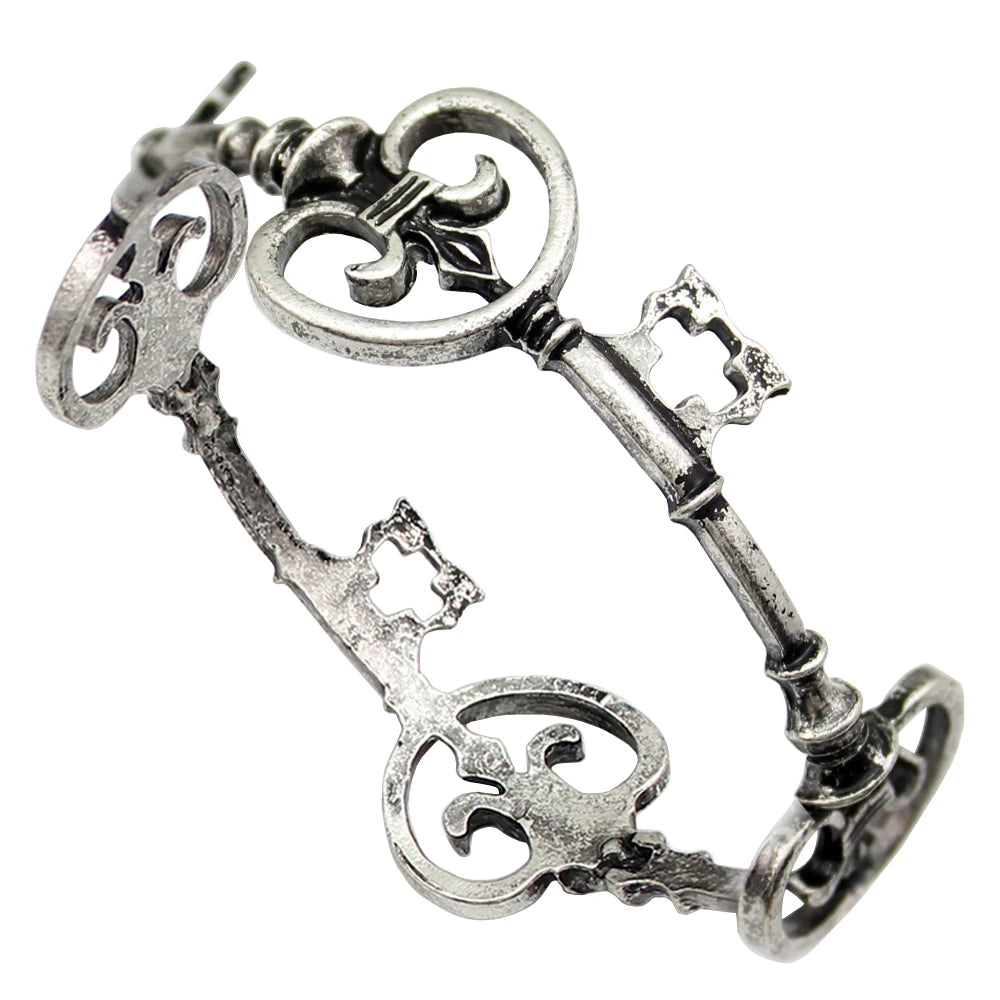 Victorian Skeleton Key Bracelet - Vintage Unisex Punk Cuff Bangle with Gothic Charm Design