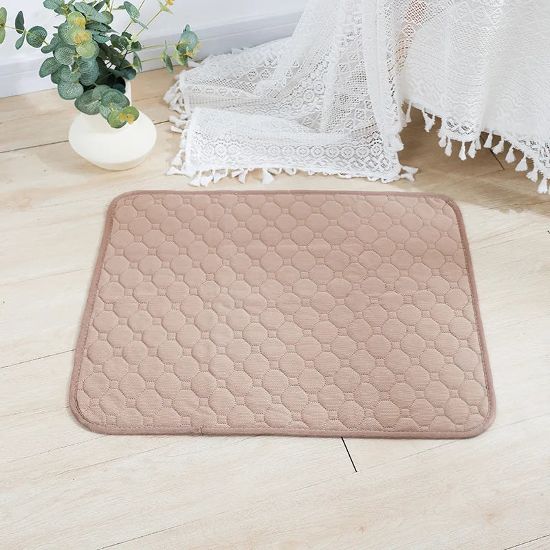 Reusable Dog Pee Pad Blanket – Absorbent Washable Puppy Training Mat & Pet Bed, Urine Protector for Car Seat, Pet Supplies