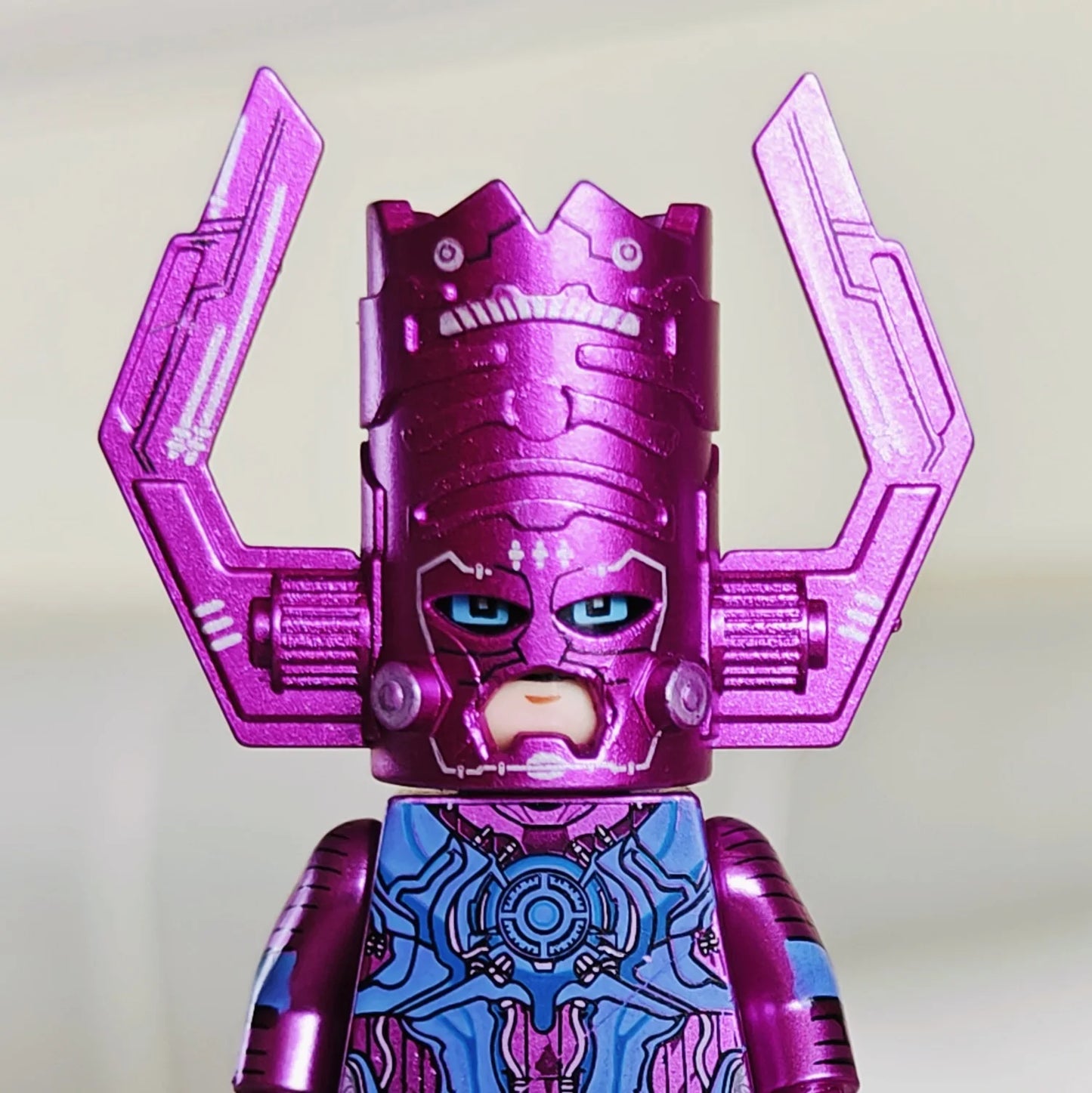 Electroplated Chrome & Gold Mini Building Block Action Figures – Collectible Toy Set