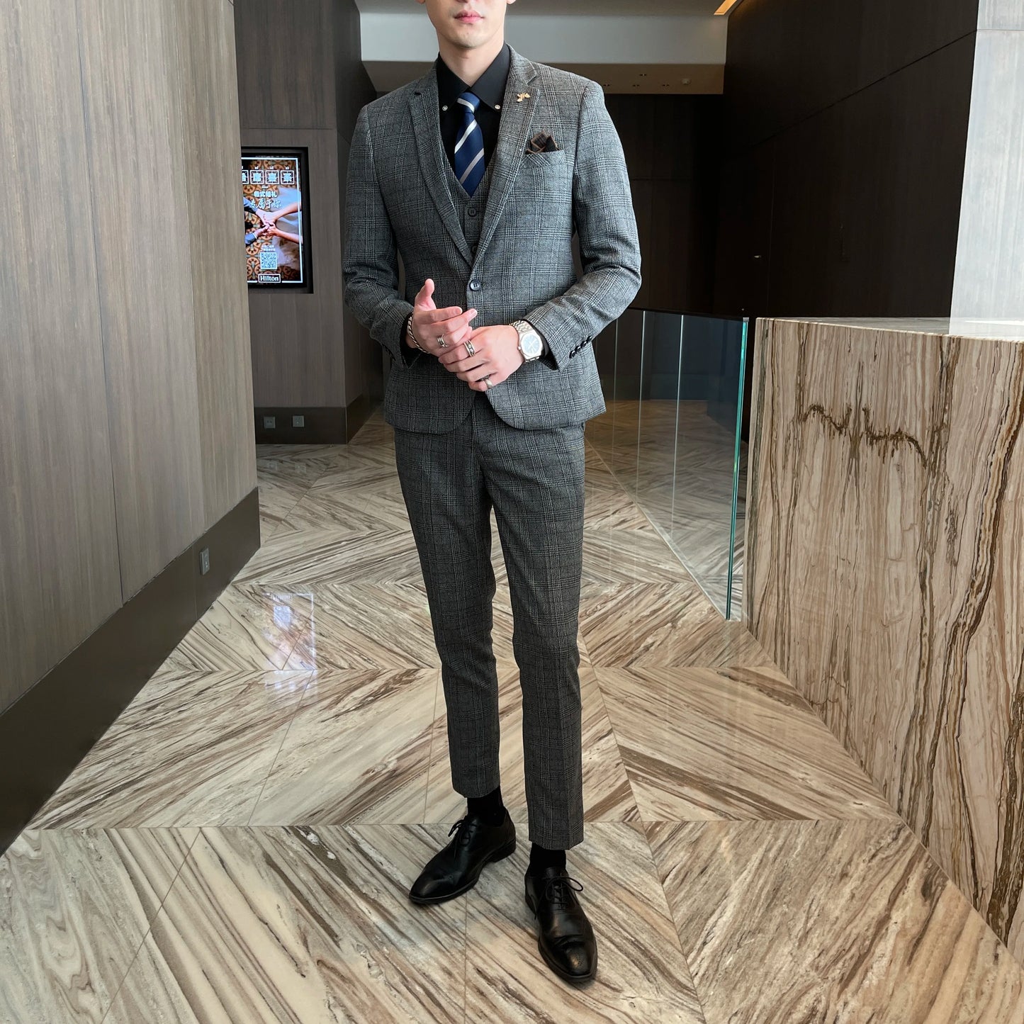 Men’s British Korean Plaid Three-Piece Suit – Stylish Business Casual Set with Blazer, Vest & Trousers