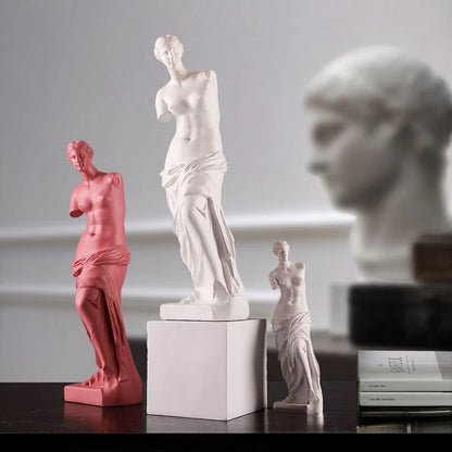 Resin Venus Statue — Greek Mythology Aphrodite Figurine for Nordic Home Decor & Art Room Display