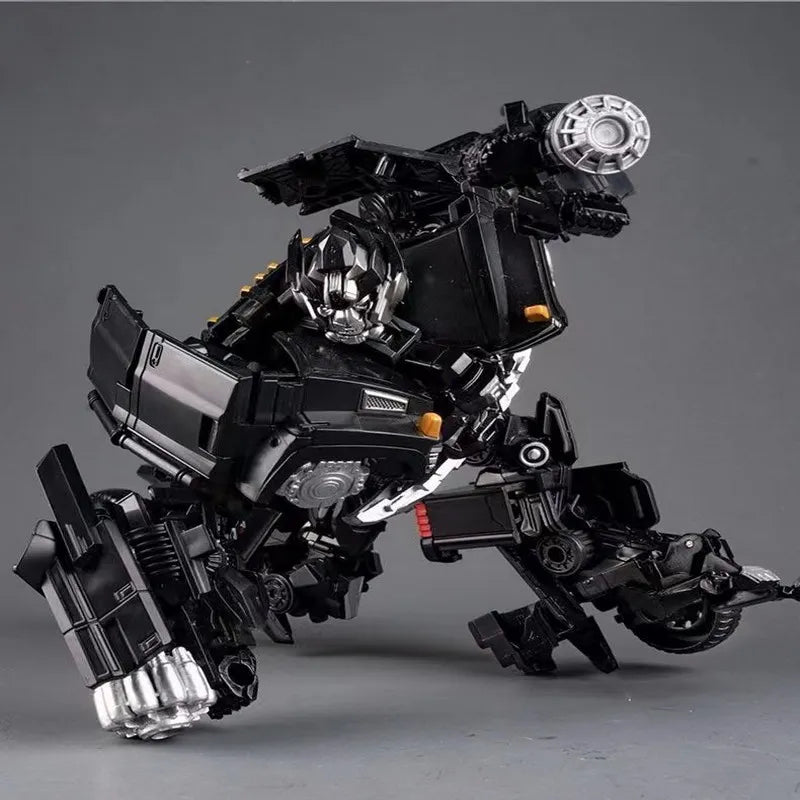 BAIWEI TW1026 Ironsheet Transformation Robot — SS14 Weapon Expert Truck to Car Action Figure (In Stock)