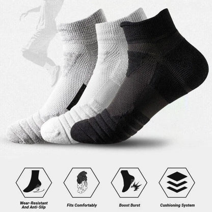 3 Pairs Men's Anti-Slip Football Socks - Breathable Soccer Basketball Sports Socks for Running & Hiking 39-45