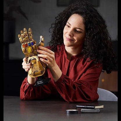 Marvel 32cm Iron Man Nano Gauntlet Building Blocks – Thanos Infinity Gloves DIY Puzzle Plastic Figure Toy