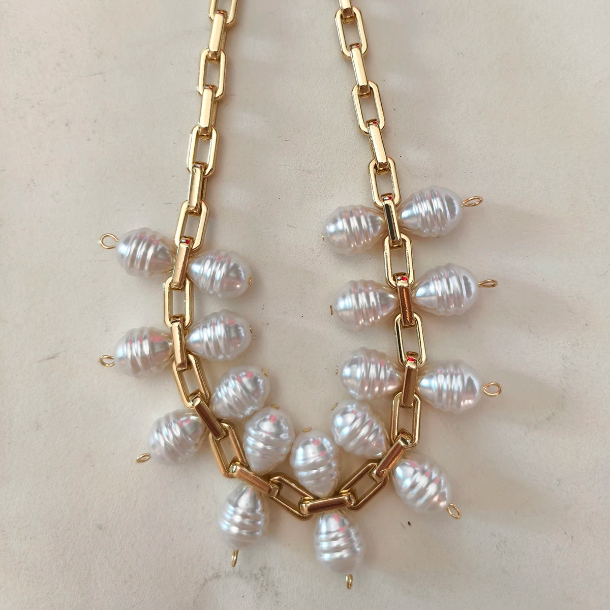 Luxury Pearl Necklace for Women - Adjustable Square Chunky Resin Statement Jewelry