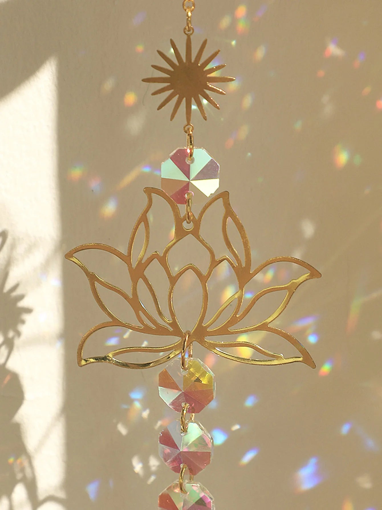 Golden Lotus AB Crystal Suncatcher Pendant – Colorful Water Drop Decoration for Gardening Crafts and Home