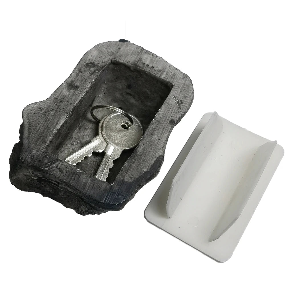 Outdoor Garden Stone Hide-a-Key: Realistic Camouflage Diversion for Geocaching and Security