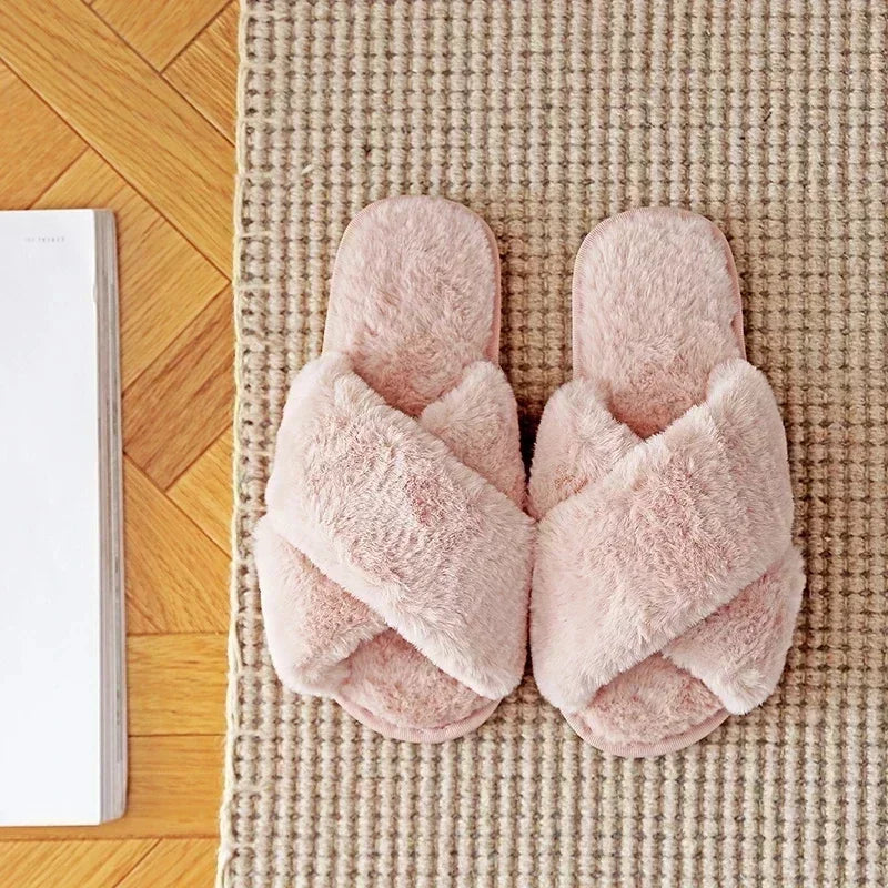 Winter Women’s House Slippers – Faux Fur Slip-On Flats, Cozy Warm Home Slides in Black & Pink