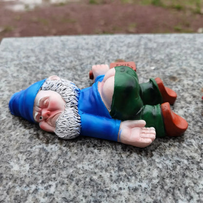 15cm Drunken Garden Gnome Statues - Funny Weatherproof Resin Ornaments for Indoor and Outdoor Decor