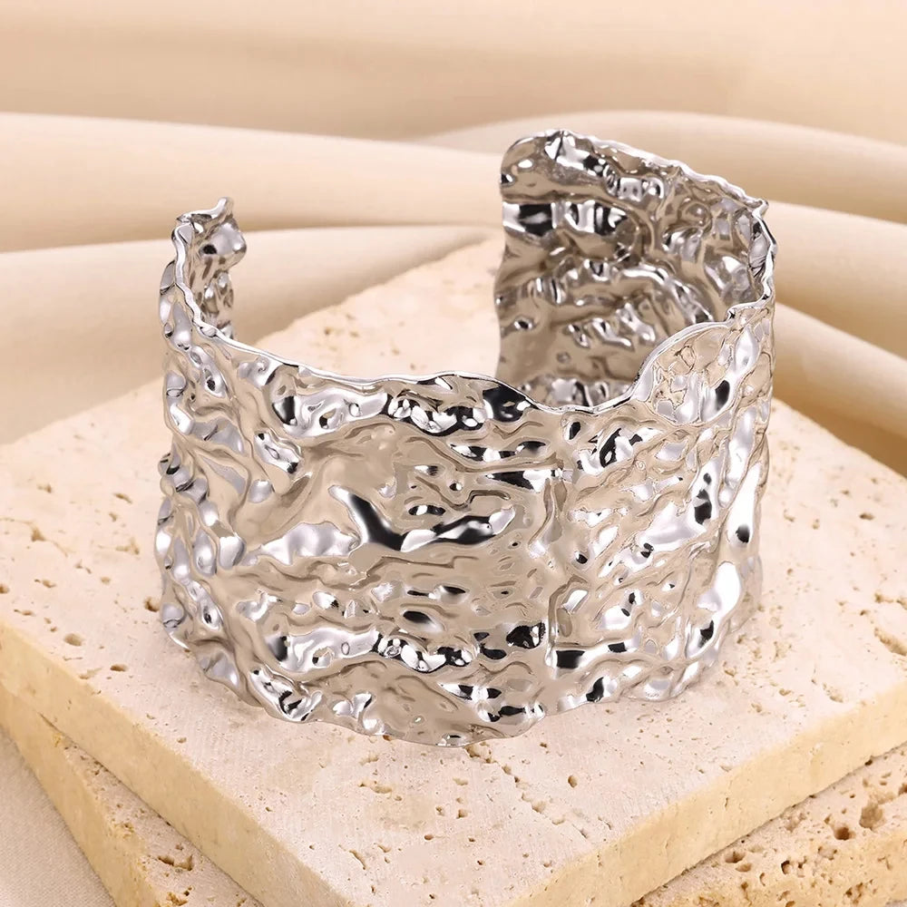 Classic Bump Pattern Open Cuff Bracelet – Gold Stainless Steel Bangle for Women Elegant Hand Jewelry Gift Accessory