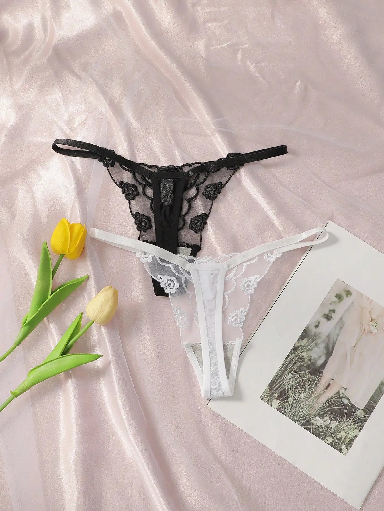 2PCS Lace Thong Underwear Set - Sexy Ladies Black & White Floral Embroidered Panties for Women
