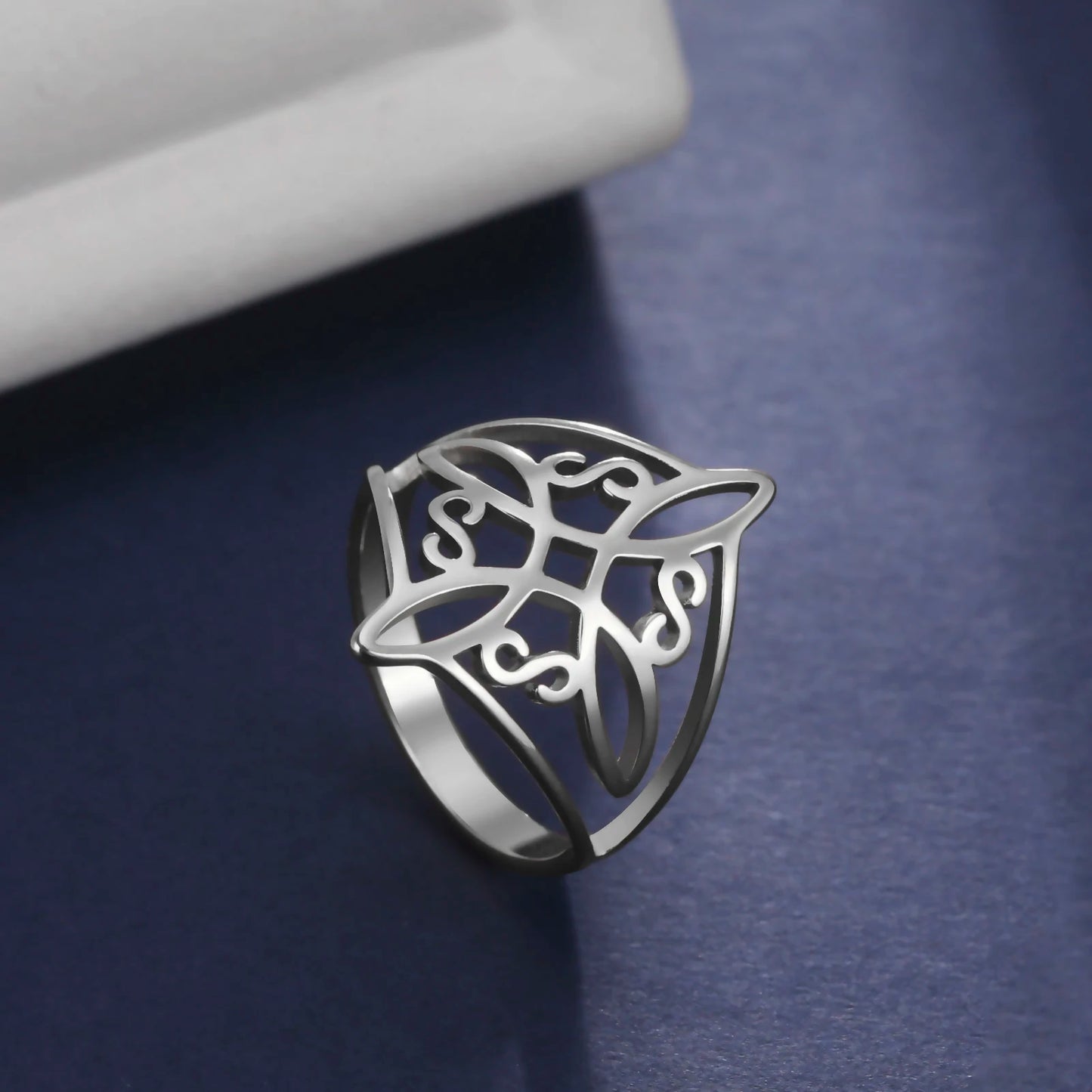 Witch Knot Stainless Steel Ring – Wiccan Celtic Knot Amulet, Good Luck & Protection Jewelry for Men & Women