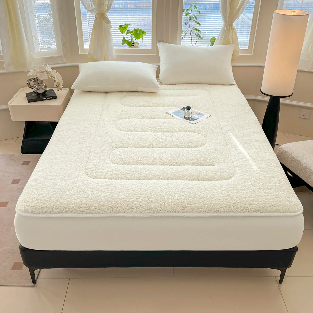 Plush Fleece Fitted Sheet - Warm Imitation Lambswool Bedding for Winter