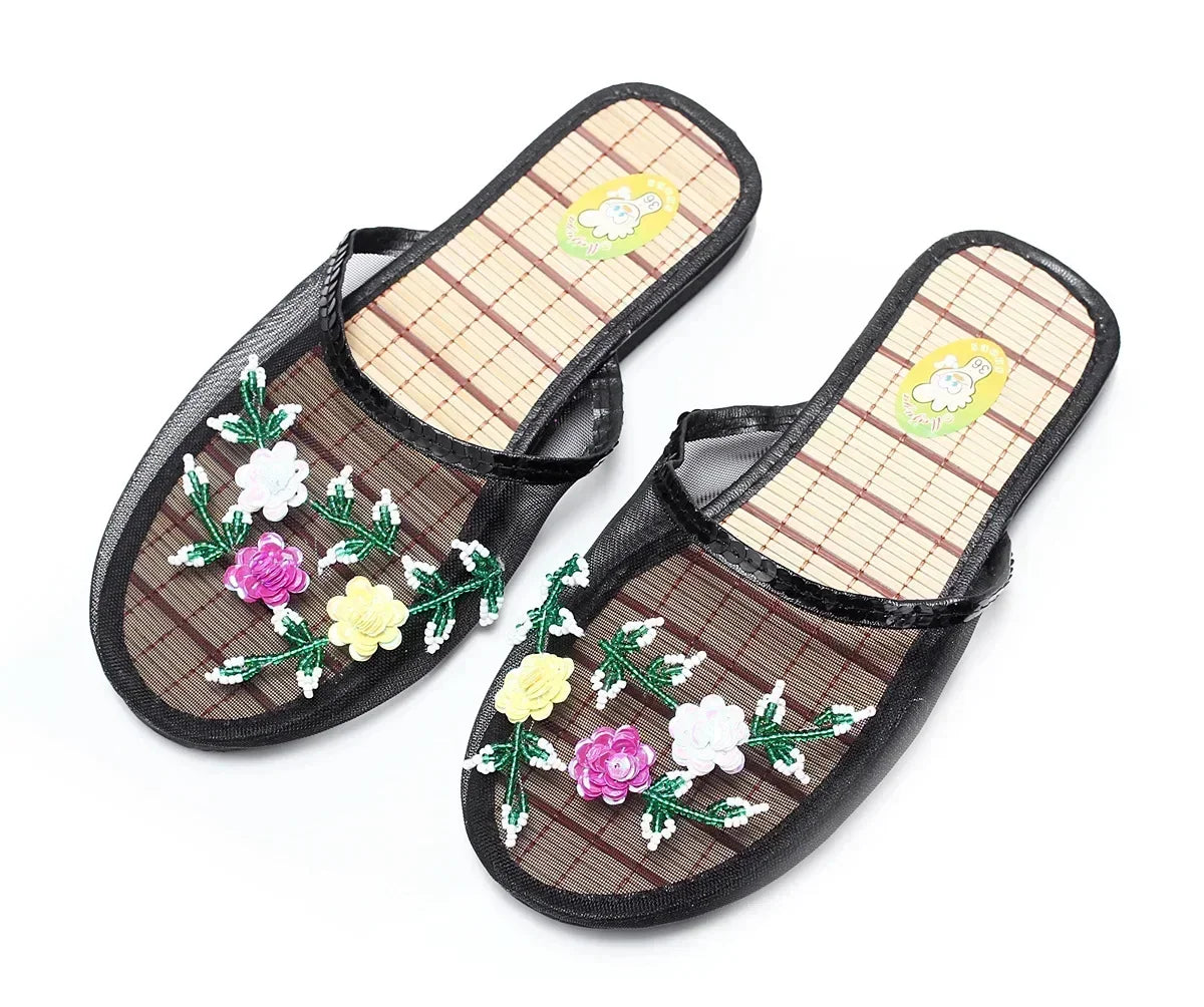 Women’s Sequin Mesh Indoor Slippers – Summer Hollow Flat Beach Flip Flops with Creative Flower Design