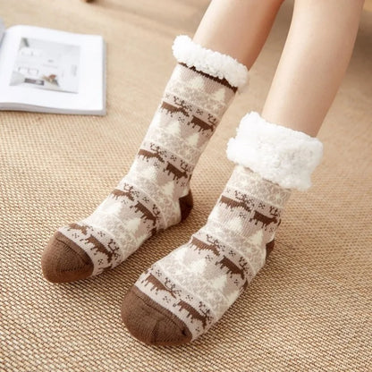 Winter Plush Women’s Non-Slip Floor Socks – Fuzzy Soft Penguin, Deer, Elk & Bear Slippers, Cozy Christmas Gift