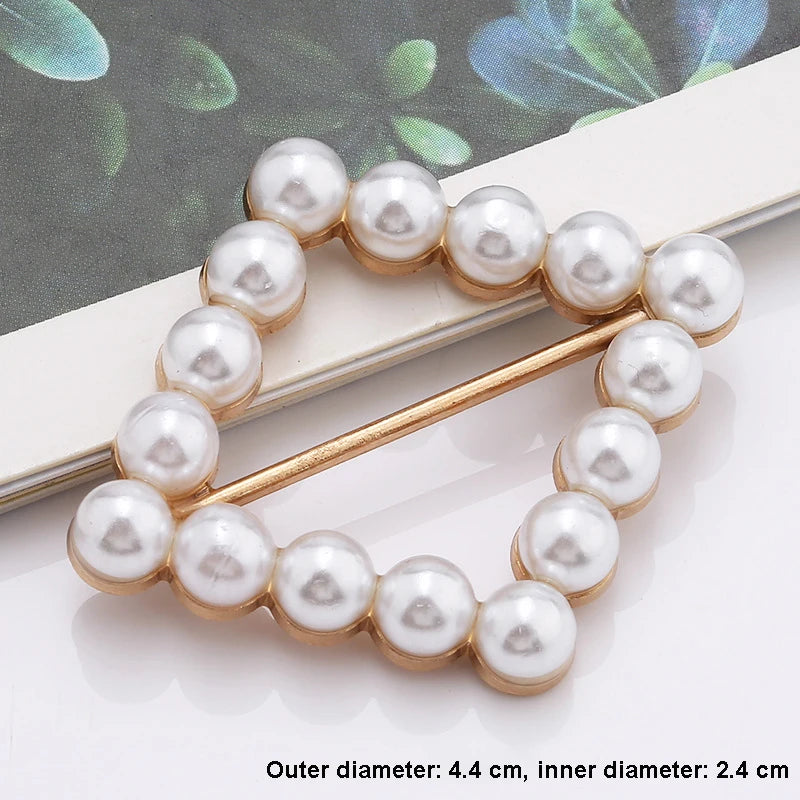 Elegant Alloy Brooch Pins with Pearls & Rhinestones – Minimalist Irregular Shapes, Fashion Accessory for Garments & Scarves
