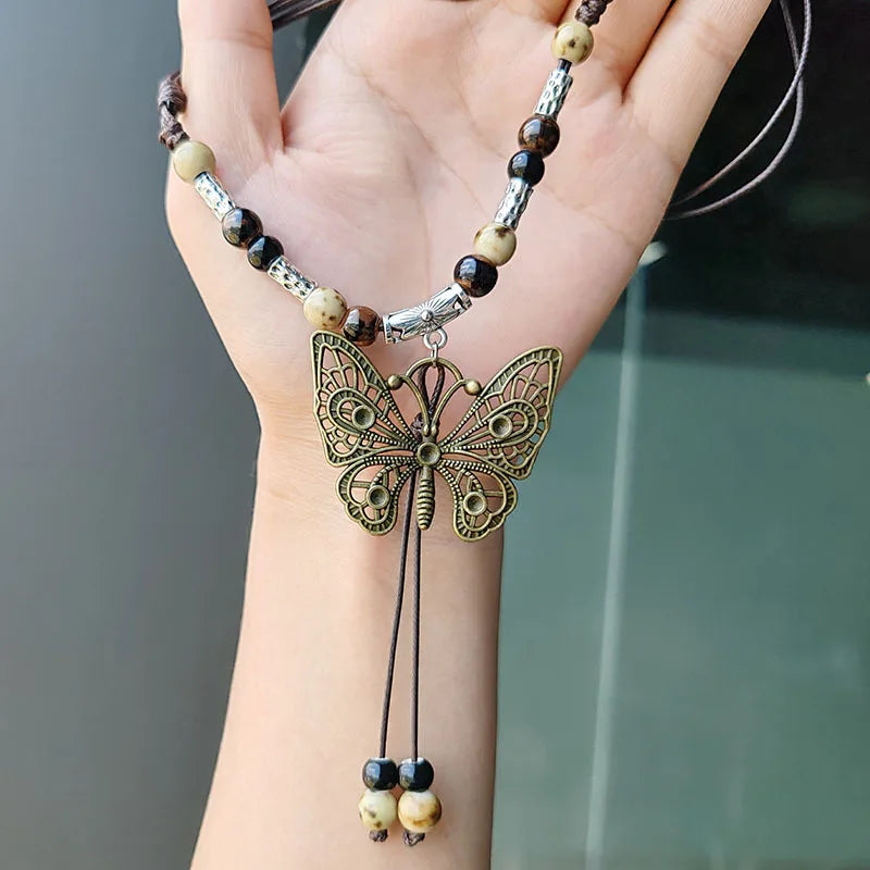 Vintage Butterfly Ceramic Necklace - Handmade Ethnic China-Chic Collar Chain Jewelry for Women’s Vacation Style
