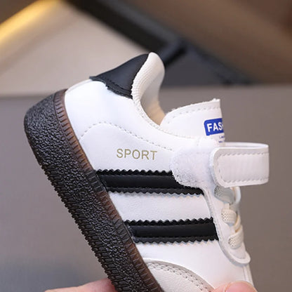 Toddler & Kids White Sneakers — Fashionable Non-Slip Walking Shoes for Boys & Girls, Breathable Outdoor Sport Casual Shoes